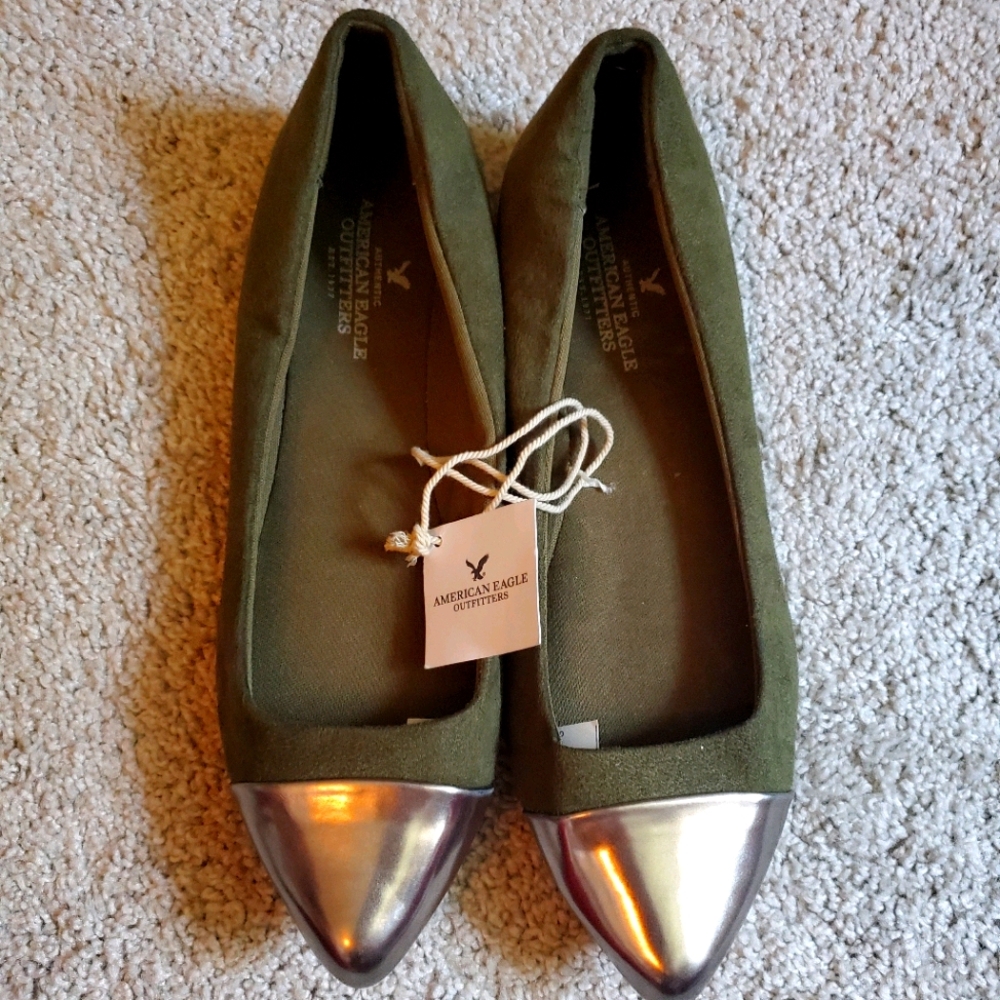 American Eagle flats